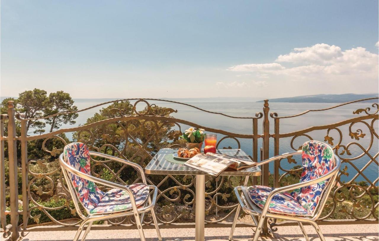 Amazing Apartment In Krvavica With Wifi Kültér fotó