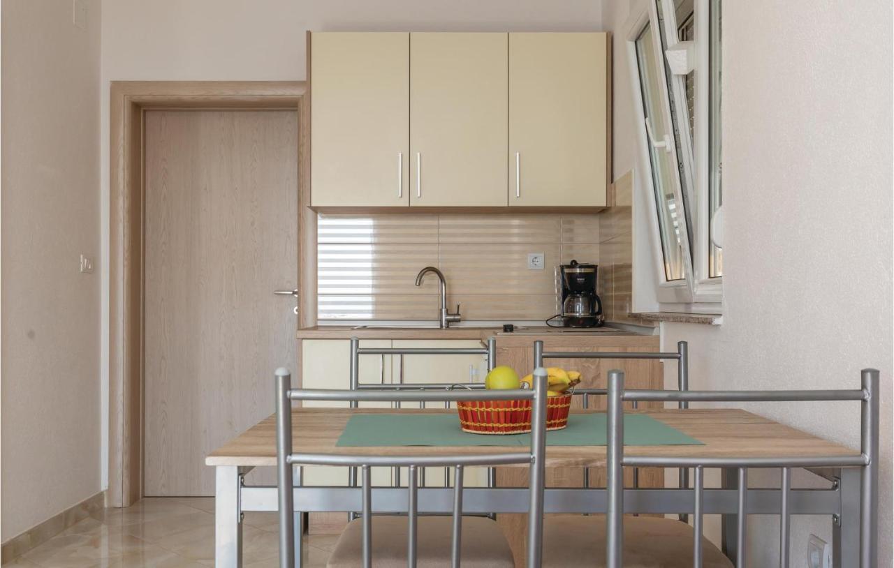 Amazing Apartment In Krvavica With Wifi Kültér fotó