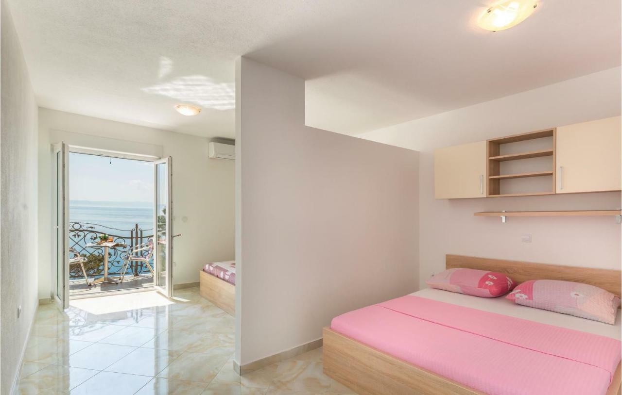 Amazing Apartment In Krvavica With Wifi Kültér fotó